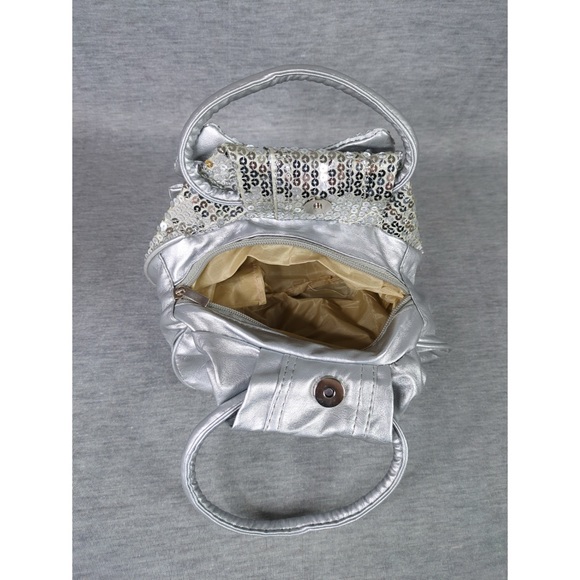 Two Pieces of Bow Sequins Small Hand Bags - Picture 10 of 10